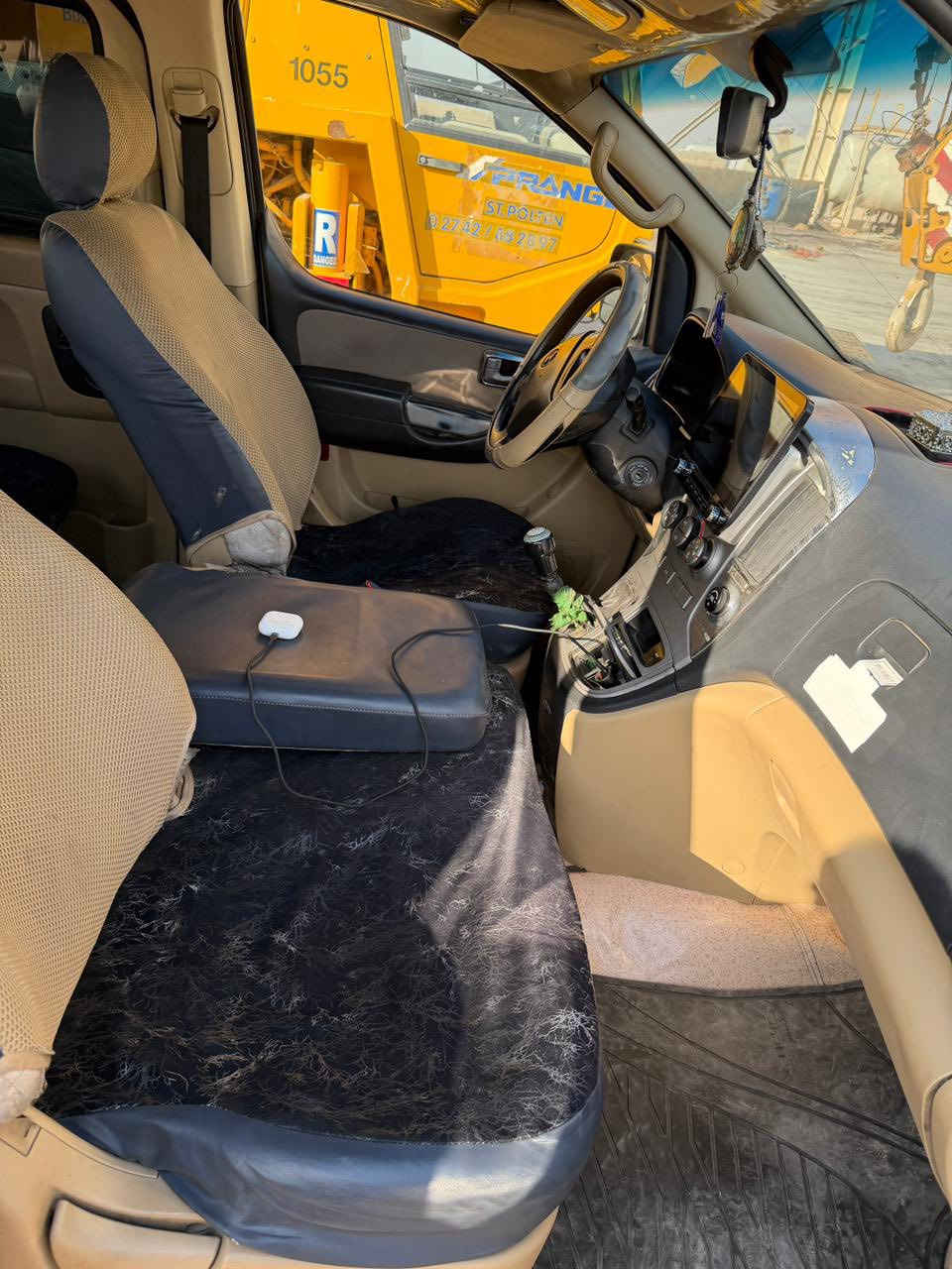 سلام عليكم اخوان سياره ستاركس موديل 2009مفتوح سياره جديده مكينه كير حداده تبريد تخم تايرات سياره كفاله من ضربه وتبديل وصبغ سياره مال بيت بلاديه بسمي تحويل وقم بصره مشروع وطني دواخل مغلفه ارضيه وكشنات وتنته سياره جاهزه للخير (122)وبيها مجال ***********مكاني بصره
