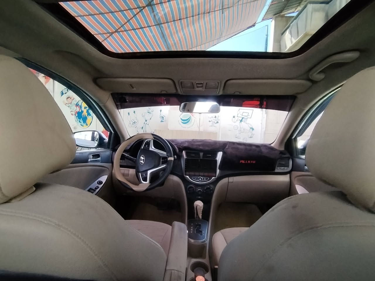 السلام عليكم
اكسنت موديل ٢٠١٦
سياره بيهه قطعتين تبديل بدون صبغ بلاد
صدر جديد تخم تاير جديد
سياره كامله من كل نواحي
مابيهه اي نقص ماشيه ٦٧
سعر سيارة ١٠٥ وبيهه مجال حك جيه
العنوان العامريه رقم ***********
غير متواجد ع فيس
