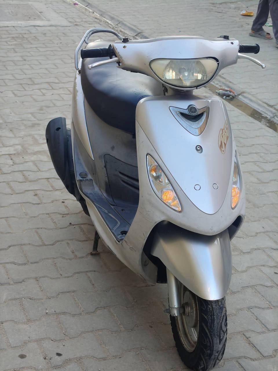 سلام عليكم
ماكس منغولي للبيع دراجه نضيفه فول مامفتوحة 
مكان الرميثه 
سعر 800وبيهة مجال ***********
