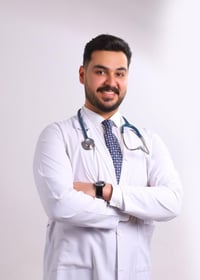 دكتور محمد الشمري • باطنيه قلبيه صدرية • المحمودية شارع الاطباء