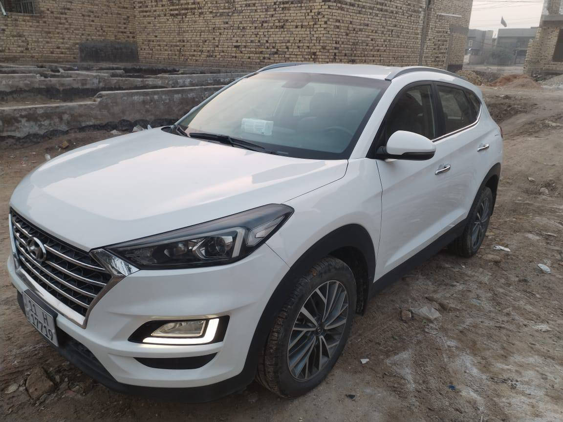 توكسان
موصفات فول عده البانوراما 
بيه بنيد صبغ بدون حادث.
السعر 189
وبيها مجال موضح كلشي بصور. والسونار
***********
***********
المكان بابل
