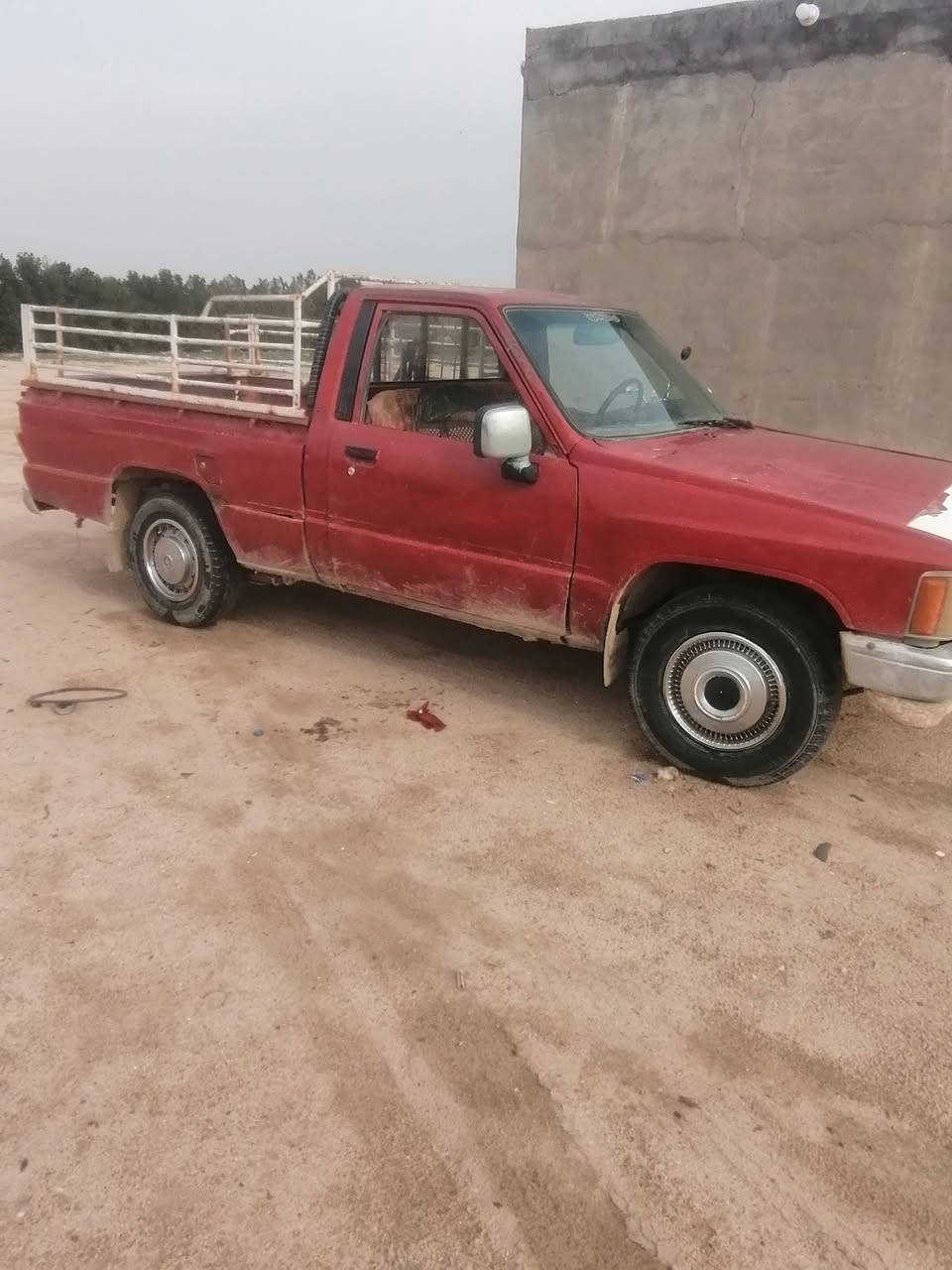 بيكم 85 للبيع السعر 20وبيه مجال قليل مزارع الراحه قرب جسر ابو دريعم ***********
