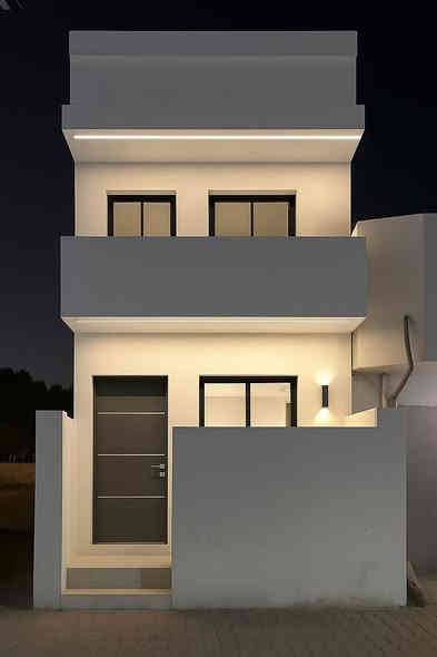 كادر نعمل كافه لاعمال لبخ سقل خشن تشميع جص بورك سيراميك وتطبيك مرمر للواجهات جميع انحاء بغداد 📍 *********** واتساب او اتصال 📞
