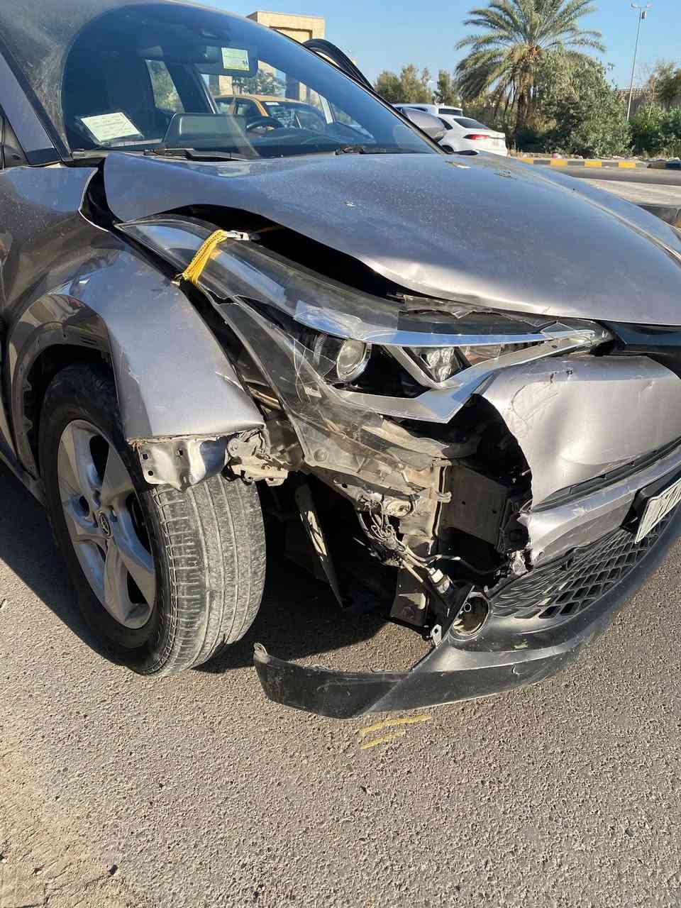 السلام عليكم C-HR2019 بـ120 
سياره خير من الله كامله من كلشي والكمال لله 
حادثه جاملغ وربع من البنيد راجعات بارد 
قبل فتره صار عندي حادث صور الحادث مرفوقه بل منشور بدلت قطع كلها ياباني اصلي شرط الوكاله ورجعت الجاملغ ع بارد قطعه وحده لاستفسار الاتصال ***********
