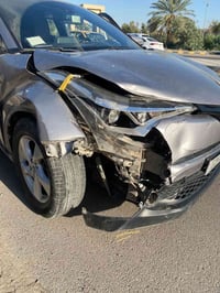 C-HR2019 بـ120  سياره خير من الله كامله من كلشي والكمال لله  حادثه جام...