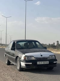 اسلام عليكم  للبيع اوبل اوميگا موديل 1993 مكينه 2000 كير اوتماتيك نضيف...