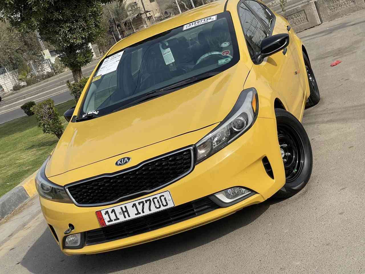 السلام عليكم للبيع فورتي 2018 حادث مثل مموضح بصور بلعراق بيه جاملغ خلفي سياره جديده بمعنه الكلمه اي نقص مابيه جاهزه مجهزه مكينه 2000 دوش منضومه غاز بيهه السعر 113 ورقه وبيه مجال شي بسيط مصفره من كلشي للستفسار 
***********  مكاني السيديه
