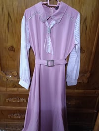 للبيع • ملابس