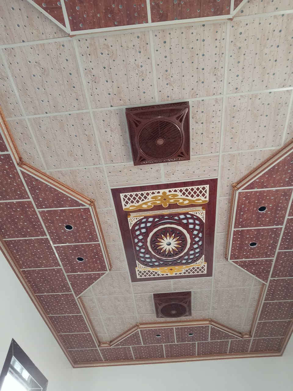 ***********
احمد
