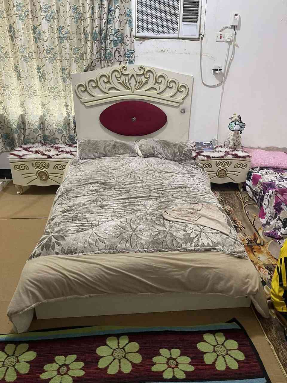 غرفه نوم  ٦ قطع تركي نضيفه بسعر مناسب جداً مستعجلين على بيعتهه وغساله اوتوماتيك نوعيه زينه سامسونگ هم بسعر مناسب الاستفسار مراسله صفحه او الاتصال على رقم تالي ***********
