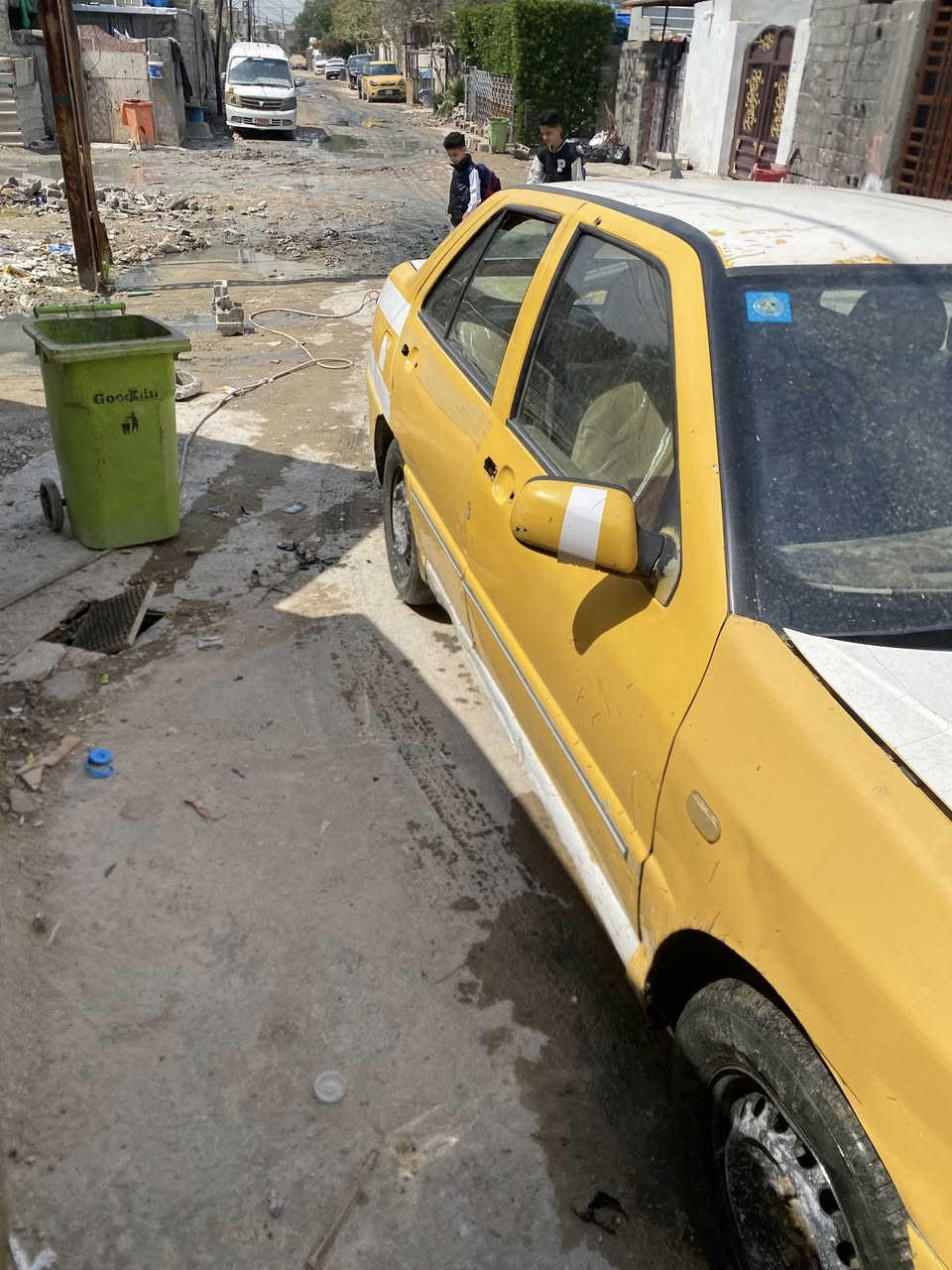 السلام عليكم
للبيع شيري كوين موديل ٢٠١٠ رقم بغداد انكليزي. بسمي تحويل مباشر 
  كير ومكينة مال كورلة مصفرة هيئة وغرامات صدر امامي جديد 
تايرات جدد 
عبوة وفيت بم وباتري جديد 
السعر ٢٢ وبيها مجال
مكاني بغداد المشتل 
***********
