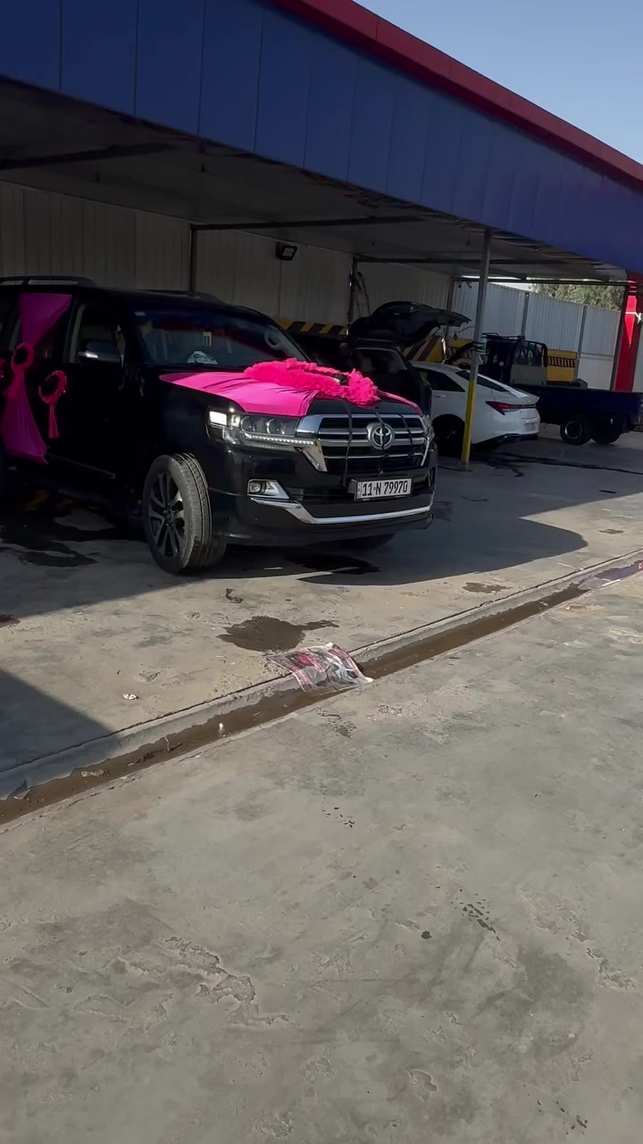 محطه عسل وتبديل زيوت بوليش حمام تزيين سيارات اعراس كامله للبيع او الايجار  تحتوي على 4 جكات ورنبه بيهة 2تانكيات ابو 20 40 الف لتر مولد دويز 100 كيفي 3 بطحيات او عموديه وحده شغل درجه اوله غرفه عمل مطبخ استراحه  كلشي موجود  تواصل *********** واتساب
عنوان بغداد طريق بعقوبه القديم السياحي قرب معمل العاز الرصافه 
عدم  التفرغ
