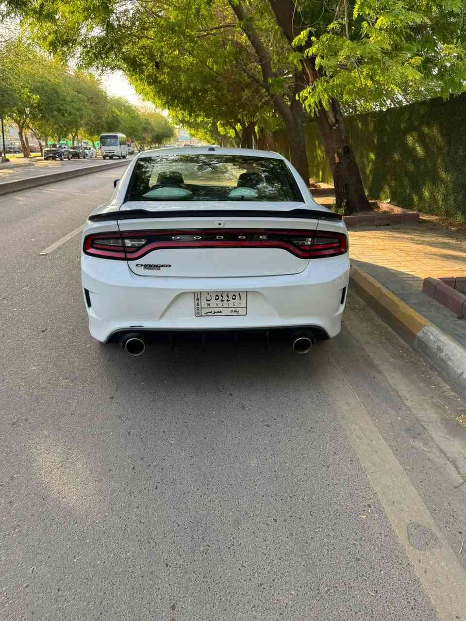 السلام عليكم
جارجر موديل 2019 SXT Plus وارد امريكي حادثها قبغ جنطه مبدل اصلي نفس اللون ودعامية مكينة وكير وتبريد وحدادية كفالة 
مواصفات ….

🟢فتحه 
🟢داخل ابيض بلادي 
🔴 سياره محدث كت كامل GT 
🟢شاشة كبيره كاربلي 
🟢شفتات ستيرن 
⚫️باقي مواصفات SXT plus 

تحويل ثاني يوم صور الحادث امريكا موجود وبيه سونار السياره وين متريد افحص 
ماشية 75Mi مكينة V6 3600

العنوان : بغداد العطيفية 

الاتصال : ***********

السعر : 225 وبيه مجال

