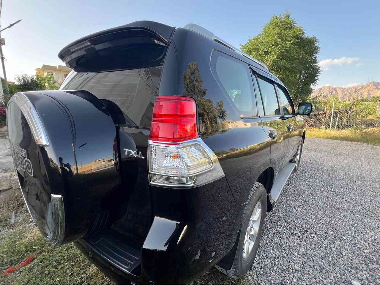 پرادۆ مۆدێل ‌‌‌٢٠١٠ 
چوار پستۆنی فولی بەسمە و شەغال 
سەلاجە ناوزەرد دژەخلیسک نیزامی ئیکۆ 
حاسە  و کامێرە سێ شاشەیە ئاوێنە شەفت
بێ بۆیاغ بێ سارد دەعامیەکانیشی بەشەرت
کامل سێرفس کراوە ڕۆنی گێڕ و چوار تایەی لۆکی لەژێرە لەجوانی و خاوێنی ڕەقەم یەکە
نرخ 210 مەجالێکی زۆر کەم أربيل, العراق


**إذا كنت صاحب هذا الإعلان وتريد حذفه لأي سبب، رجاءا أرسل رسالة إلى الدعم الفني**