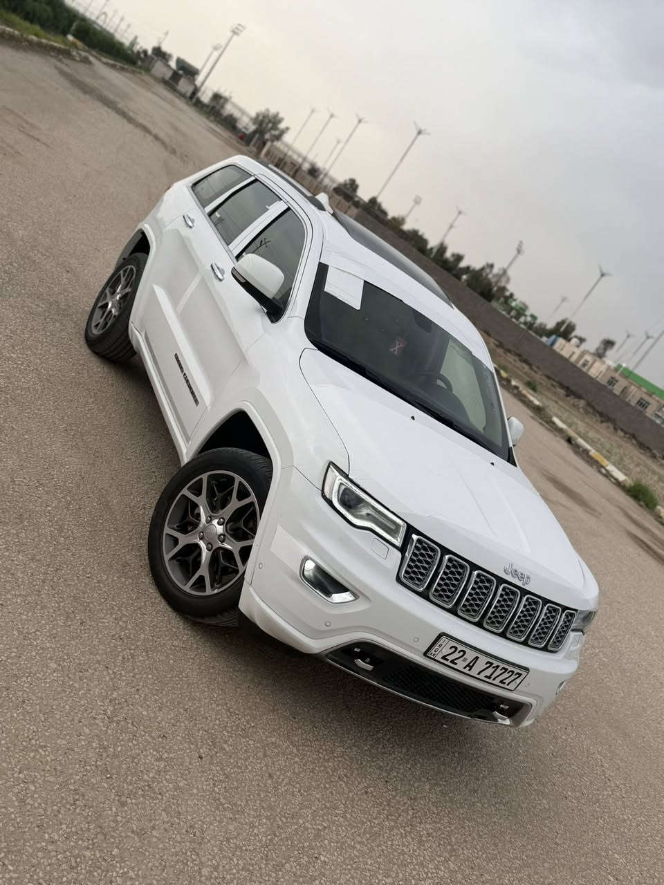 السلام عليكم جيب 2019خليجي اوفرلاند رقم اربيل بسمي السيارة كفاله عامه مواصفات بنوراما داخل عسلي شاشات خلفي حساس امامي خلفي تشغيل عن بعد بنوراما كشنين كهربائي صندوق كهرباء اشاره بل مري مري شفط رادار جانبي وباقي المواصفات المعروفه ماشيه 70mi سياره جديده جدا ع وضع الشركه السعر 298وبيه مجال للستفسار ***********

