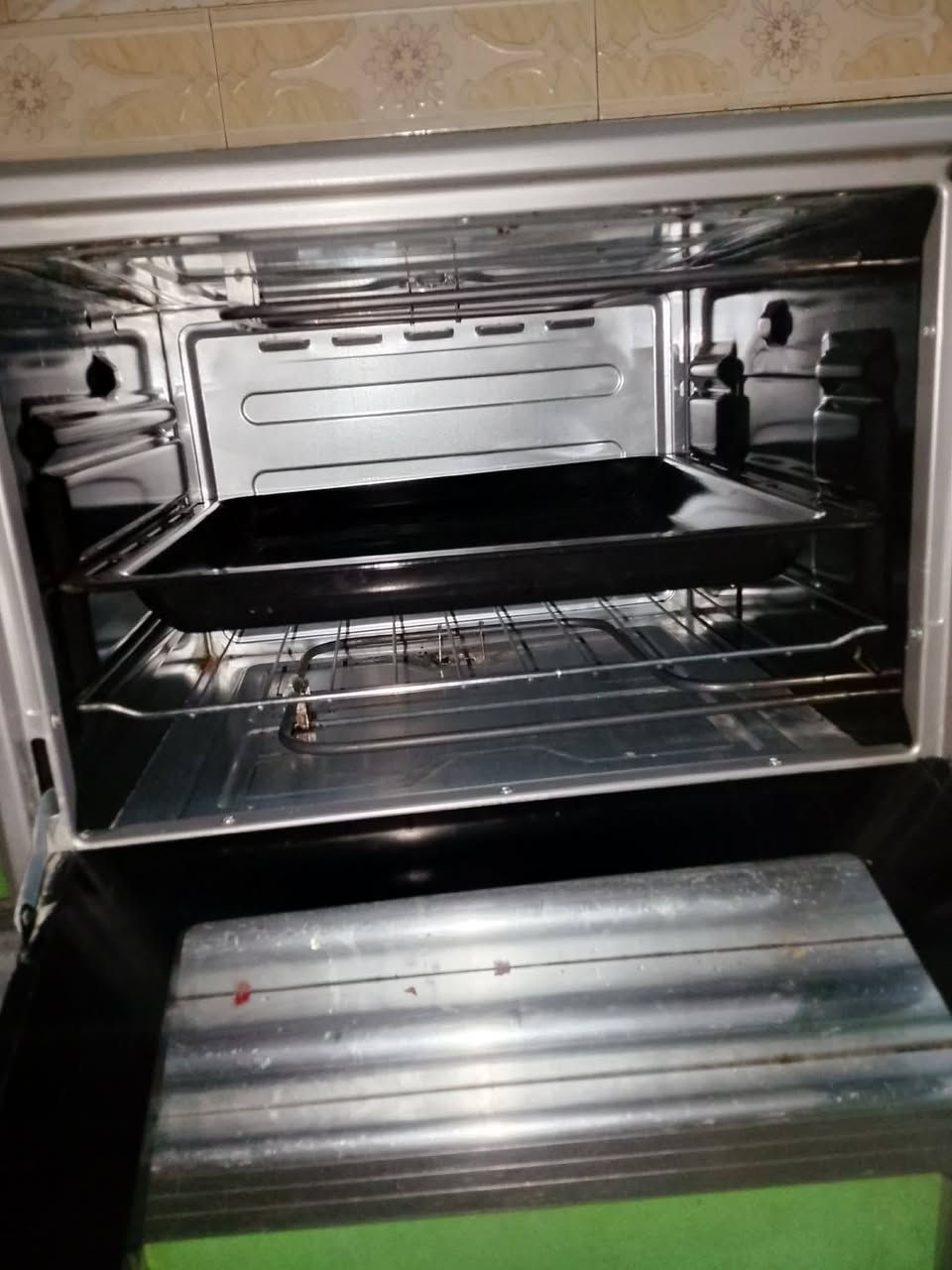 اوفن باله جديد غير مستعمل ب45
ميسان حي النداء ***********
