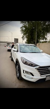 توسان 2020  رقم بغداد بسمي ماشيه 94الف جديده كلش مكفوله بيهه بارد بل ب...