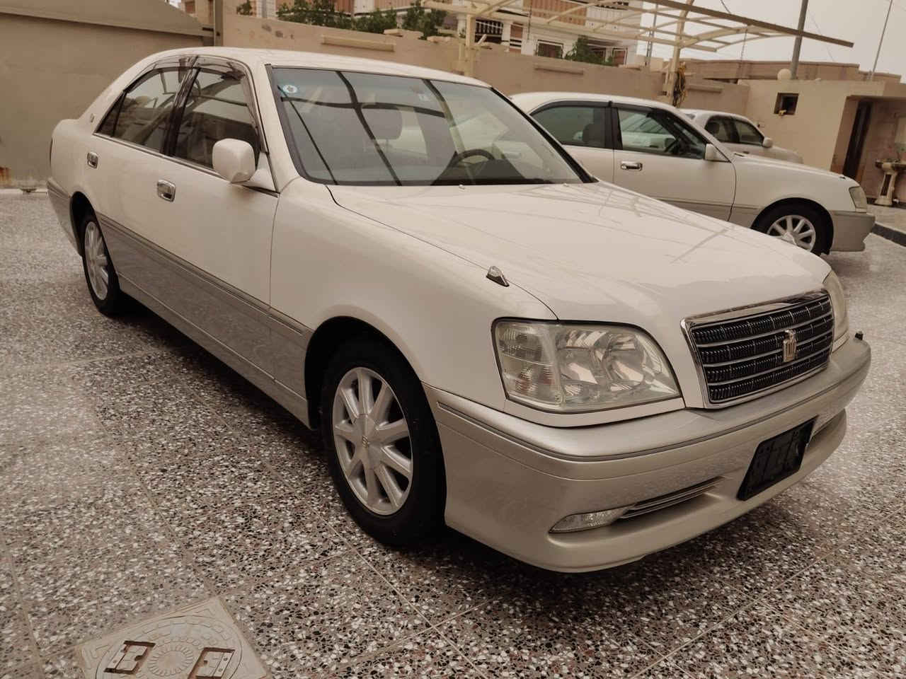 ملكات قرار 102مسقط سياره باقي بس كمرك زيرو زيرو زيرو ابگد مااتوقع *********** مكان فلوجه
