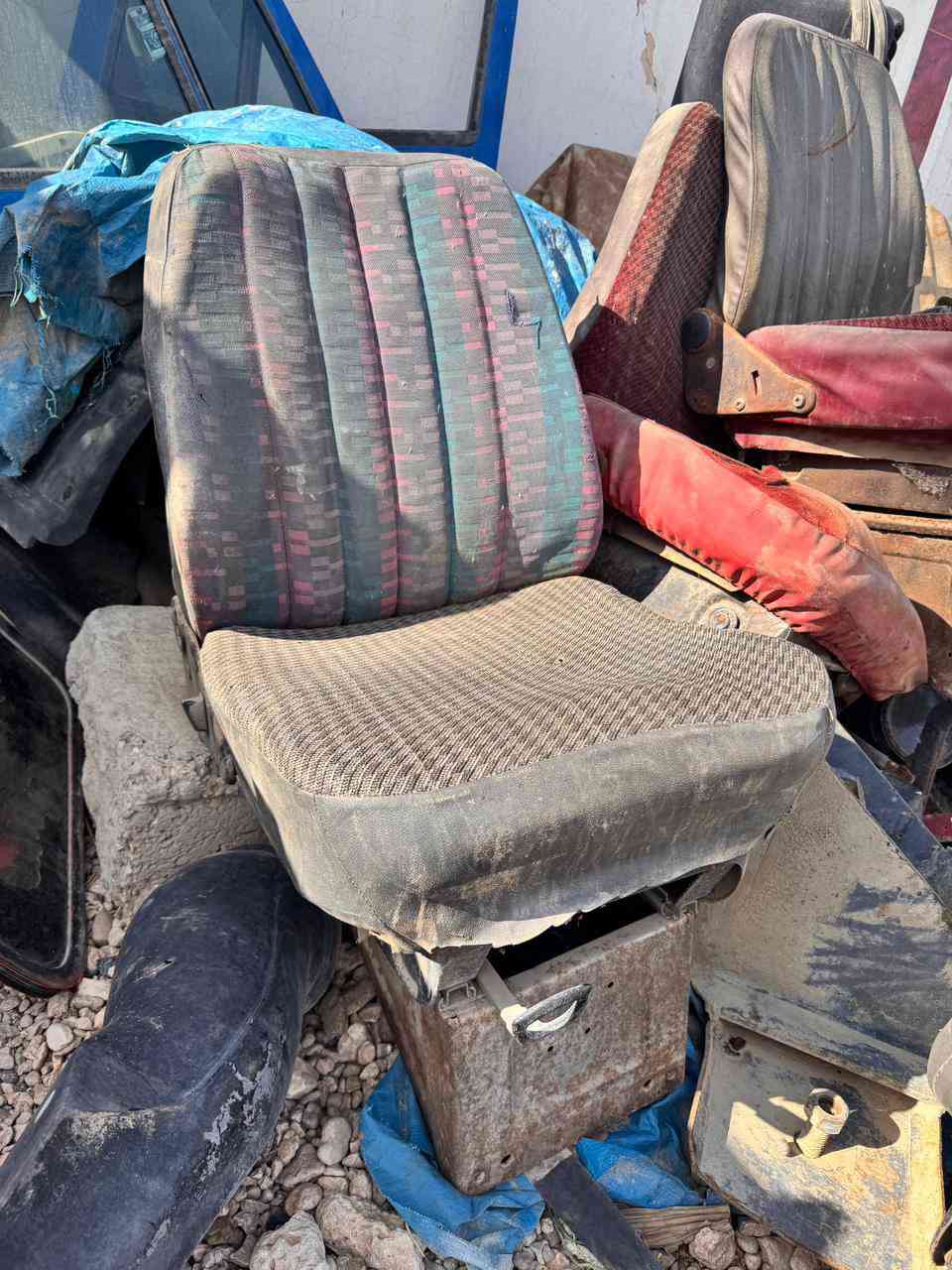 كشنات البي موديل 80
دركات البي 80
شمسيه البي 80
دركه مان صقر
صطاب ستيرن 
***********
الفلوجة البعلوان قرب مطعم كرم زرزور 
الجميع 
@إشارة
