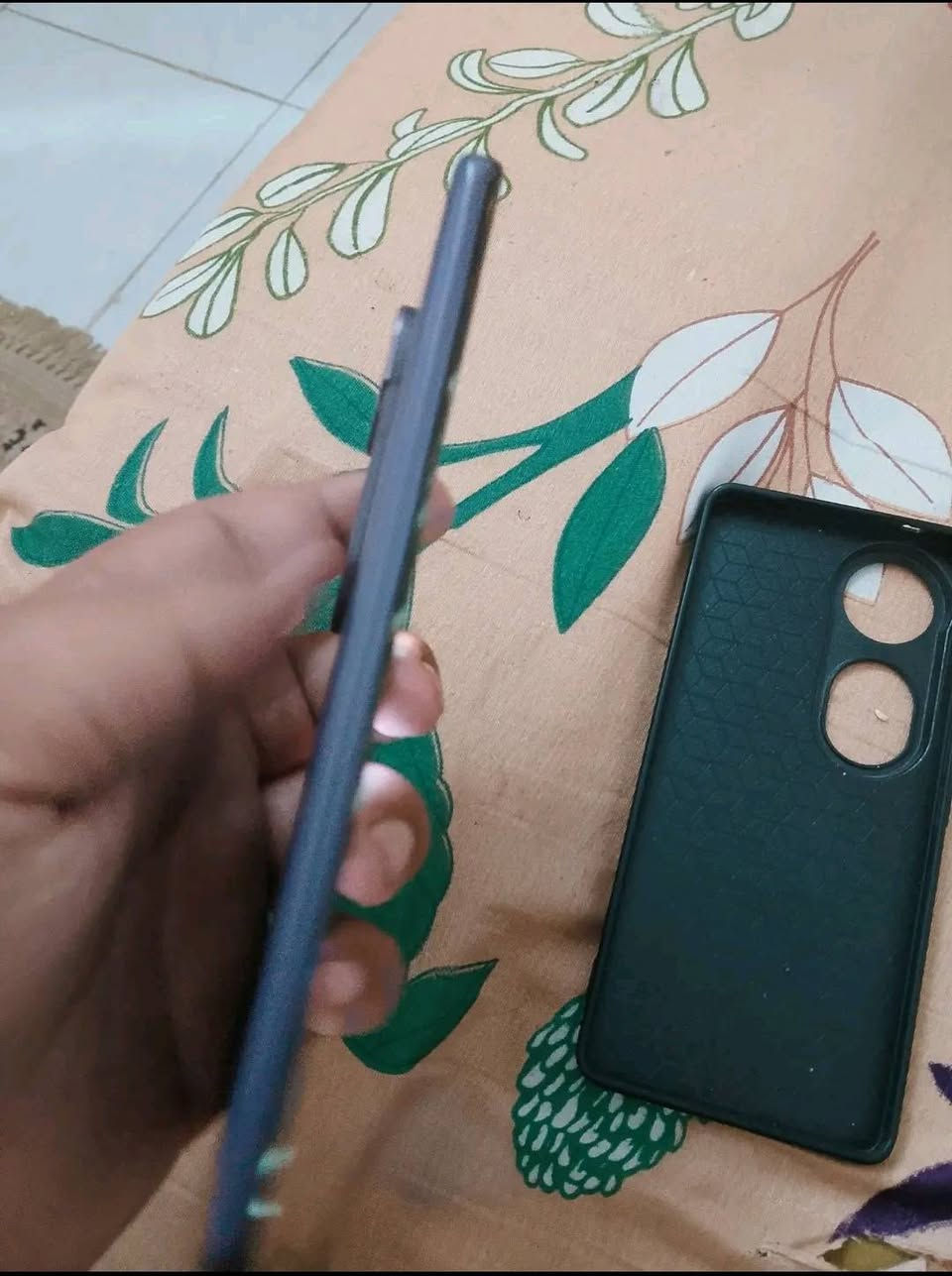 Vivo v40
للبيع او مراوس سعره 400
الجهاز بنظافه 1000000 بال 100 
ذاكره 128 رام 8 + 8
دبل خط
نسخة عالميه 
كاميرات حالها حال  كاميراتVivo x100 pro
نسخة عالميه  مكفول من كلشي 
معالج sn 7 s gen 3
ببجي وبقيه ل العاب 120 فريم
مكاني بغداد حي البساتين


**إذا كنت صاحب هذا الإعلان وتريد حذفه لأي سبب، رجاءا أرسل رسالة إلى الدعم الفني**