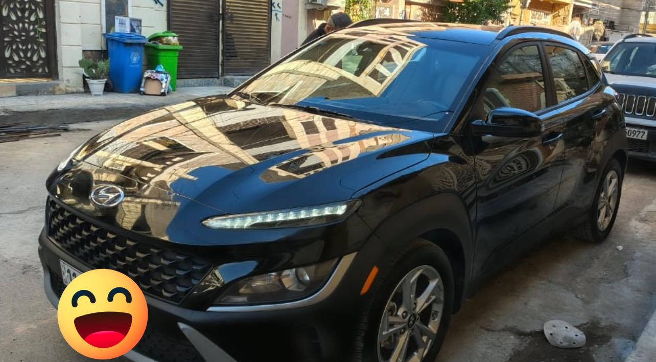 السلام عليكم
هونداي كونا وارد أمريكي 2023 
محرك 2000 دوش 
لون اسود مواصفات sel 
بصمة ابوب . بصمة تشتغيل . تشغيل عن بعد 
شاشة كامرة اصلية 
تحكم استيرن جهتين 
توقف ذاتي 
داخل لونين اسود بيجي 
كشن السائق كهرباء 
رادار امامي جانبي خلفي 360 درجة 
نقط عمياء إشارة بالمراية 
مانع انزلاق 
اوتو استوب 
نزول منحدرات 
أدرايف مود ايكو .اسبورت . نورمال 
ويل كب حجم 17 
السيارة بدون ايرباك السيارة كفالة 
حادث السيارة فقط  تبديل بنيد 
التقرير امريكة عواصف الحادث فقط 
السعر 153 ورقة وبيها مجال بسيط للشراي 
السيارة ماشية 25 الف ميل 

العنوان بغداد حي القاهرة 
***********
رقم الجديد سنوية باسمي تحويل ثاني يوم 
رقم بغداد
