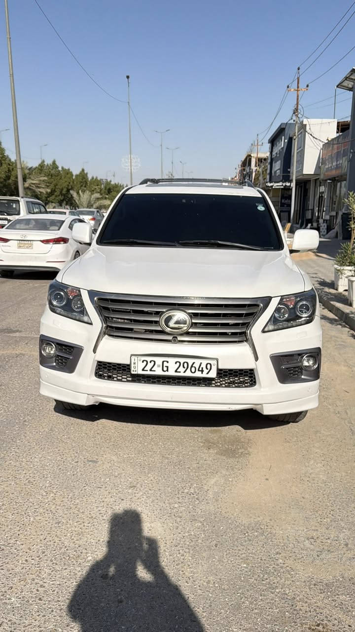 لكزز موديل ٢٠٠٩
فول الفول 
جكات 
رادار 
كامرات 
جنطه كهرباء 
محدثه موديل ٢٠١٥
رقم اربيل جديد 
قطعه وحده صبغ جاملغ الامامي 
واكو بارد بين الجاملغ والباب موضح
مكان السياره النجف الاشرف 
السعر ٢٩٠ ورقه 
الموبايل ***********
مراوس بجارجر v8
