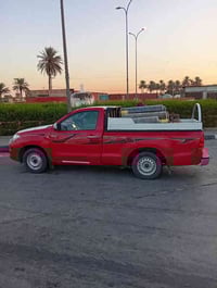 بكم 2010 مقفوله فيها بس نص جاملك الامامي بارد اريد مراوس بدبل قماره من...