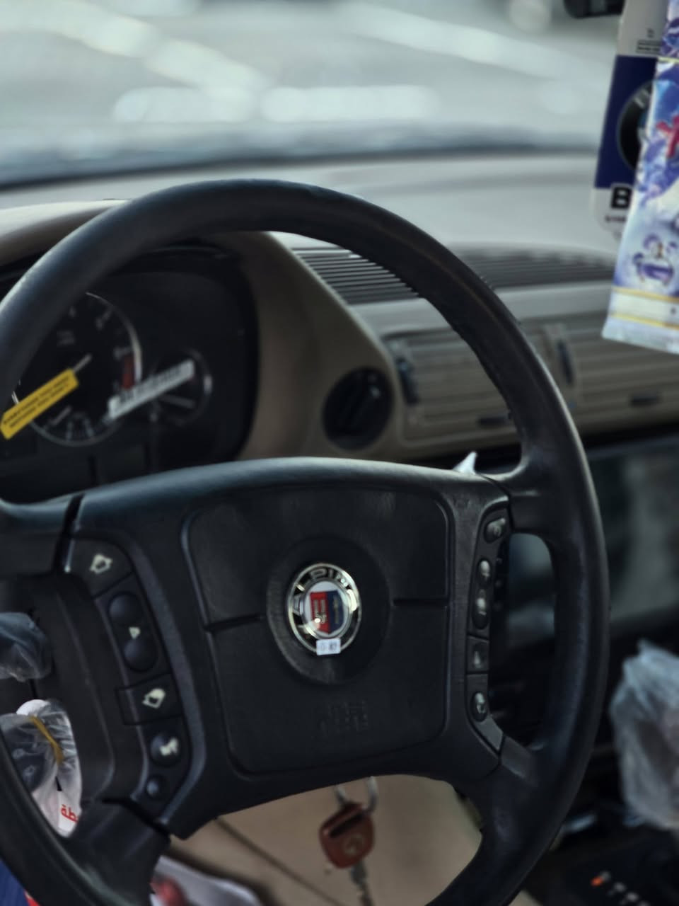 #السلام_عليكم_للبيع
سعر مناسب بلنسبة لنضافتها
 أهل التعديل واللون مميز جايبلكم للون مميز وقطعة نادرة
 بيع او مراوس بأقل واخذ فرق  عندي ضرف محتاج فلوس
🚘 BMW E38 | 740i
صبغ عام اوفر هول الماني
 داخل وخارج درجة اولى 
 عليها  طبقة نانو سيراميك ضمان 5 سنوات 
 1996 أصل
مكينة وگير جاهزات بلاد اصل40
الحدادية: جديدة
رقم أنبار دولي باسمي شخصيا
تحويل مباشر + سنوية لحد 2030
داخل جلد بيجي ملكي
الايرباكات دشبول + درگة + بطاين + شمسيات كلهن سليمات
▫️ سلايت جام بنوراما 
▫️ شاشة كبيرة نظام بلادي
▫️ دبل جام
▫️ غرفة ومواصفات مال 2000
▫️ جنطة شفط
▫️ مري كهرباء 
▫️ سستم صوت كامل عليها 
▫️ سستم ألبينا
▫️ كامرة خلفية دوّارة
▫️ سنتر لوك
▫️ ستيرن كهرباء
▫️ بردة خلفية كهرباء
▫️ 3 أنظمة قيادة
▫️ نظام ترحيب لايت لمضة  ويا السويج
▫️ منضومة زنون وسوارت 
▫️ كشنات أمامي كهرباء 16 حركة 
▫️ تدفئة كشنات
▫️ ويل كب 18 رياضي M5 حديث مميز
▫️  تاير  تخم جديد توني شديتة
▫️ لايت زنون
▫️ كشافات زنون
▫️ بك لايت LED
▫️ تبريد خلفي
▫️ حساسات خلفية
السيارة متعوب عليها مال جناي مكاني السيارة: كربلاء المقدسة
 ***********
        ***********
 السعر علق تم بالتعليقات ويجيك رد 
بسبب نفوس ضعيفة ماكتبت سعر بدون كسران رجائاً
