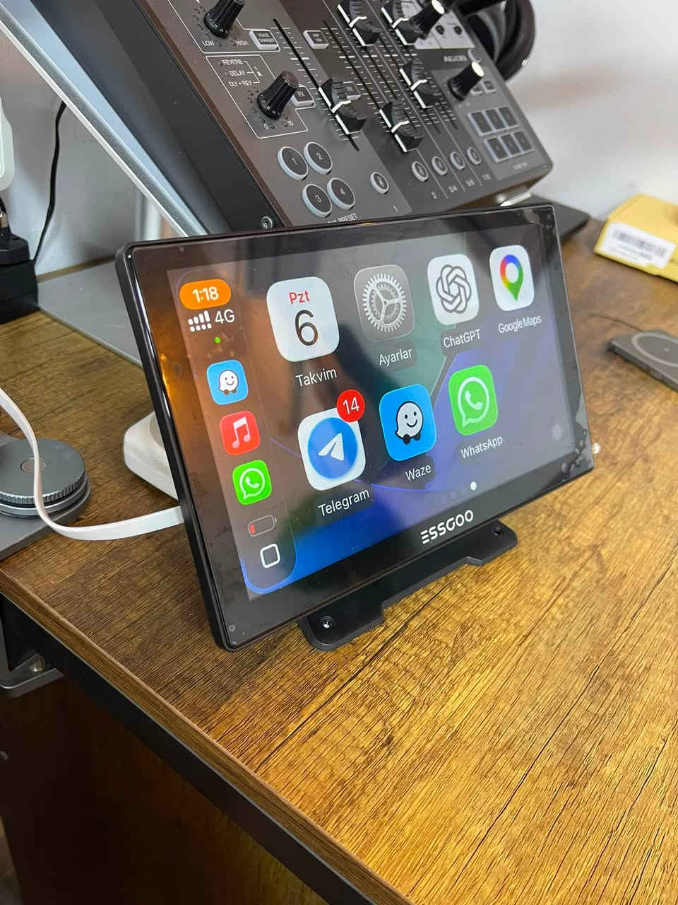 شاشه فوك دشبول هيج شكل 9اينج
متوفر توصيل


**إذا كنت صاحب هذا الإعلان وتريد حذفه لأي سبب، رجاءا أرسل رسالة إلى الدعم الفني**