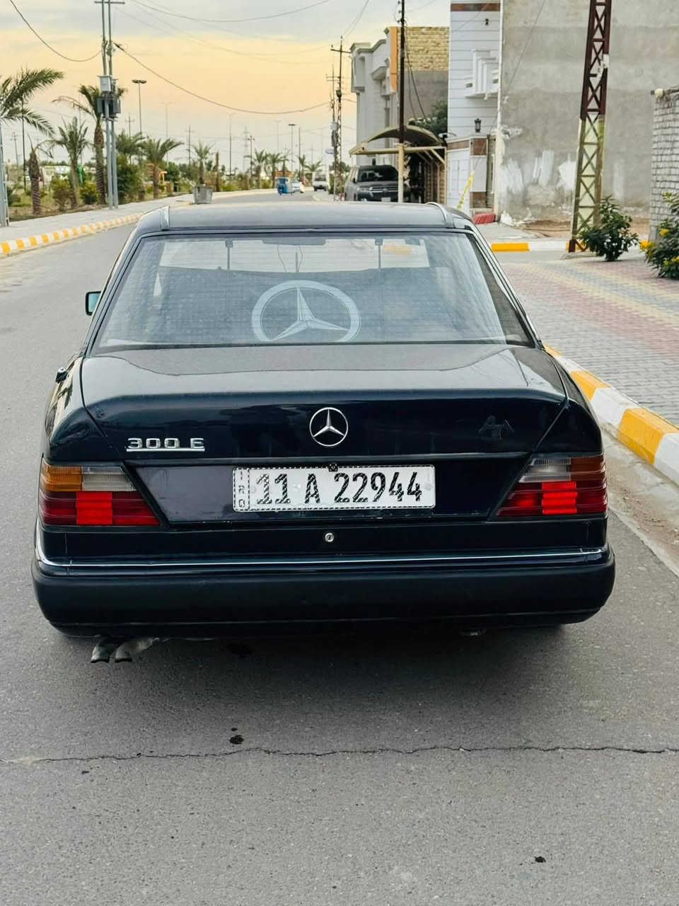 مارسيدس للبيع دب بلادي بدون محرك يعني كايمه المحرك غراضها موجوده
سيارة دب موديل 87 لون نيلي مصبوغه جماليه رقم بغداد بسمي قواعد دبل سليمه سياره نضيفه ابيع ع وضعها
رقمي ***********
