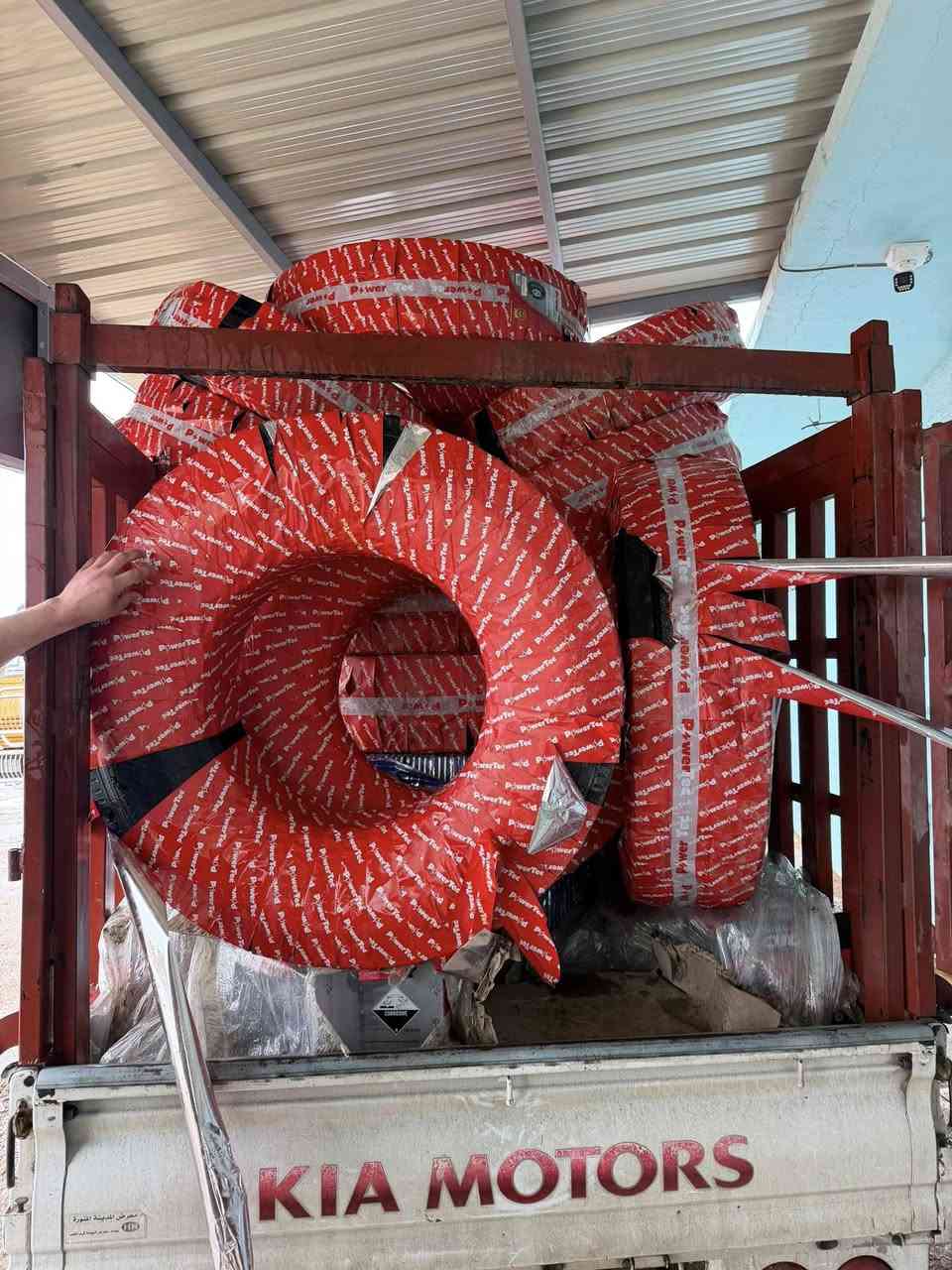 مختلف انواع واحجام الاطارات بأسعار مناسبه 
📍هيت/ الحي الصناعي 
الفرع الاول؛  ***********☎️
الفرع الثاني؛ ***********☎️
