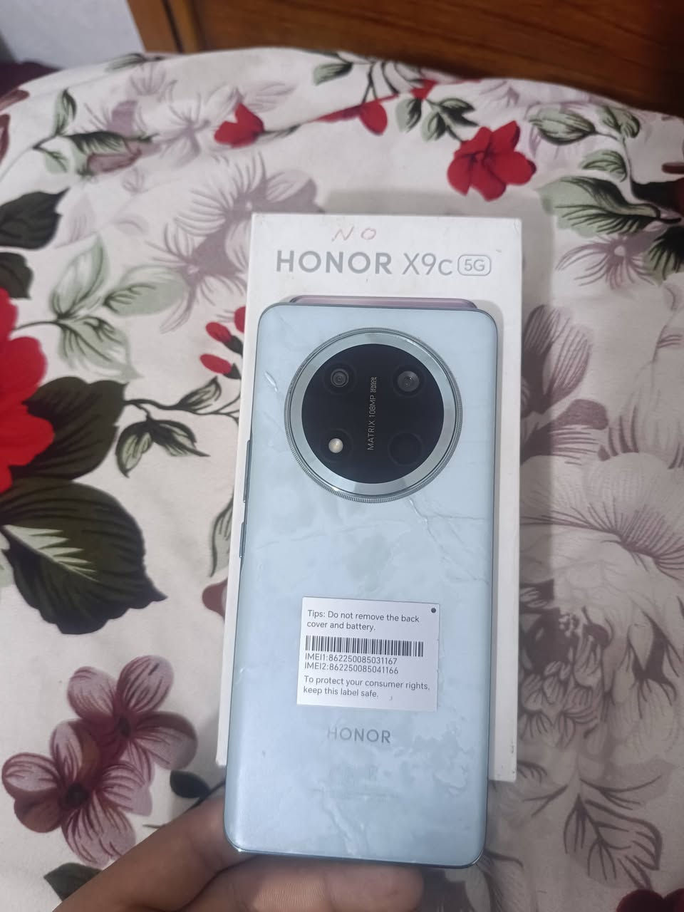 أفضل جهاز بسعر معقول

هونر x9c HONOR العملاق ضد الدفوف

ذاكرة ٢٥٦ وذاكرة وصول عشوائي ١٢

معالج رسومات ٦٦٠٠ مللي أمبير يدعم شحن سريع ٦٦ مللي أمبير مع دعم شحن لاسلكي

مع دعم شحن سريع ٦٦ مللي أمبير مع دعم الاتصالات اللاسلكية

يدعم اتصال NFC. يدعم شريحتي اتصال من نوع Nano SIM

يدعم شبكات الاتصال من الجيل الثاني ٢G والجيل الثالث ٣G والجيل الرابع ٤G والجيل الخامس ٥G

شاشة حسانية من شاشة AMOLED مقاس ٦.٧٨ بوصة بدقة ١.٥K ودقة ٢٧٠٠ × ١٢٢٤AMOLED بمساحة 6.78 إنش بجودة 1.5K بدقة 2700x1224 بكسل بكثافة 437 بكسل لكل إنش تدعم 1 مليار لون مع معدل تحديث 120 وسطوع يصل إلى 4000 شمعة بمعدل تعتيم ممتاز 3840Hz

Qualcomm Snapdragon 61 معالج

الجنرال

كاميرا الأمامية بدقة 16 ميجا بكسل كاميرا خلفية مزدوجة الأساسية بدقة 108 مع دعم المثبت البصري الـ OIS أما عن الكاميرا الثانية بدقة 5 ميجا بكسل

يدعم ميكرفون اضافي لعزل الضوضاء . السماعات الخارجية تدعم الصوت الاستيريو والكثير من المواصفات سعر خاص 👌🏾💙


**إذا كنت صاحب هذا الإعلان وتريد حذفه لأي سبب، رجاءا أرسل رسالة إلى الدعم الفني**
