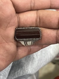 عقيق يماني • قديم • عيون