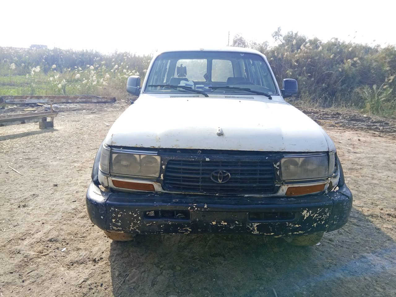 السلام عليكم سياره لاندكروز مونيكا للبيع   مزاد دوله 2004 السياره جهزه من كلشي مكينه  3000 ففتي مكينه وكير شرط تبريد شغال رقم السياره على حساب الدوله السعر 40 وبيه مجال ((***********))
