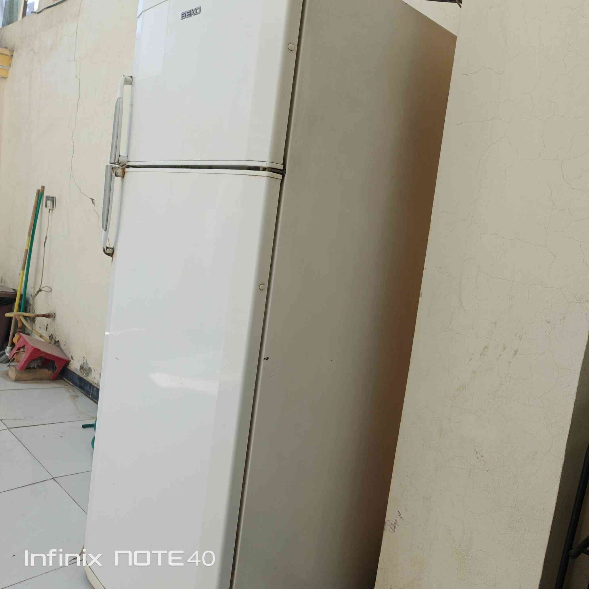 سلام عليكم ثلاجه للبيع فول شركه بيكو حجم كبير تجميد فول كلش مبدله فقط فريزر اصلي السعر 280 وبيه مجال حك الجيه وقلايه شوي للبيع قلايه كلي وشوي فول نضيفه جدا السعر 65 وبيه مجال قليل العنوان النجف الاشرف مقابيل ملحق قرية الغدير عامود 327 رقم الهاتف ‏‪***********‬‏
