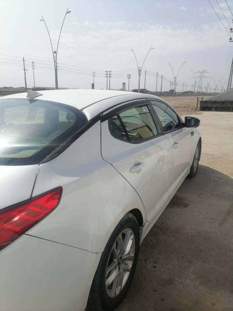 سيارة أوبيتما 2016 وارد كوري سياره نظيفه مال جناي رقمها بصرة ونتتظر الرقم الجديد ندكلها صاعده هزة سيارة بس مجفية صفحه وسعر 85 وبيها مجال بسيط العنوان بصرة حمدان كوت ثويني الرقم *********** البصرة, العراق
