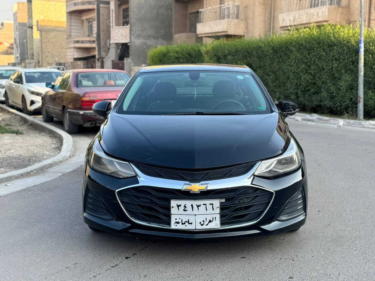 كروز موديل 19  LT
خمس قطع صبغ يعني حزام 
حادث امريكا بس شباك وهنا بيه ضربه باب السايق 
صاحبه من بغداد 
سنويه ممنتهيه 
السعر 80 
*********** بغداد, العراق
