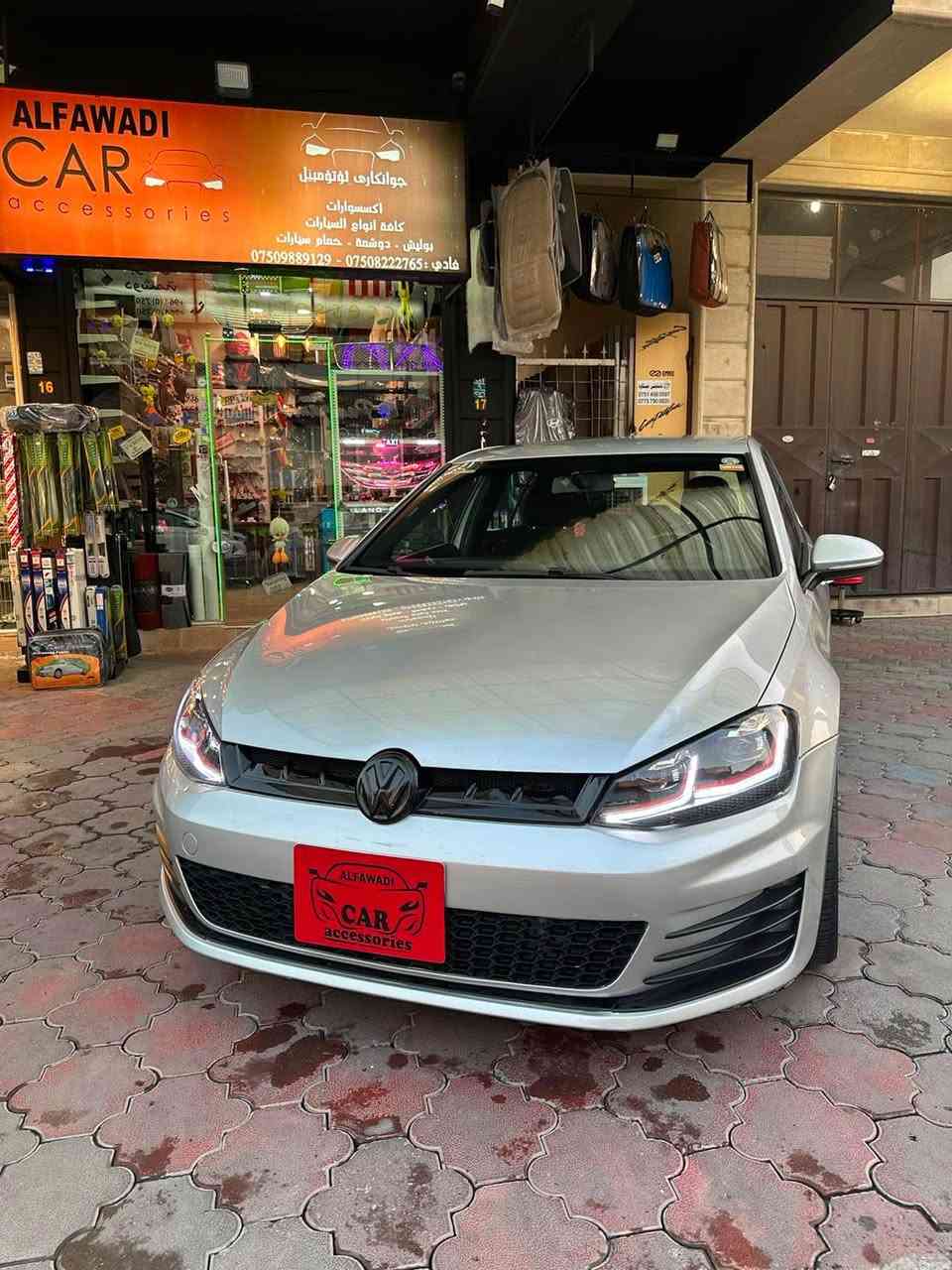 كولف 2017 2.0gti 
ماشية ٩٠ كيلو بدون ايربك ٣قطع صبغ جاملغ وباب وربع بوند وباقي السيارة كفالة بدون بارد بدون شخط 
شاشة الكتروني 
لايتات وبك لايت 7.5
كشن بربري 
شاشة وكامرة 
3 كير 
3 مود 
تحكم استيرن 
سيدي جنجر 
تبريد قطعتين 
مري هيتر 
ثلاجة 
شفتات بلسكان
كير محرك بلادي ومكفول 
سنوية منتهية 
مكان السيارة اربيل عينكاوا 
***********
***********
شرط التحويل أربيل, العراق
