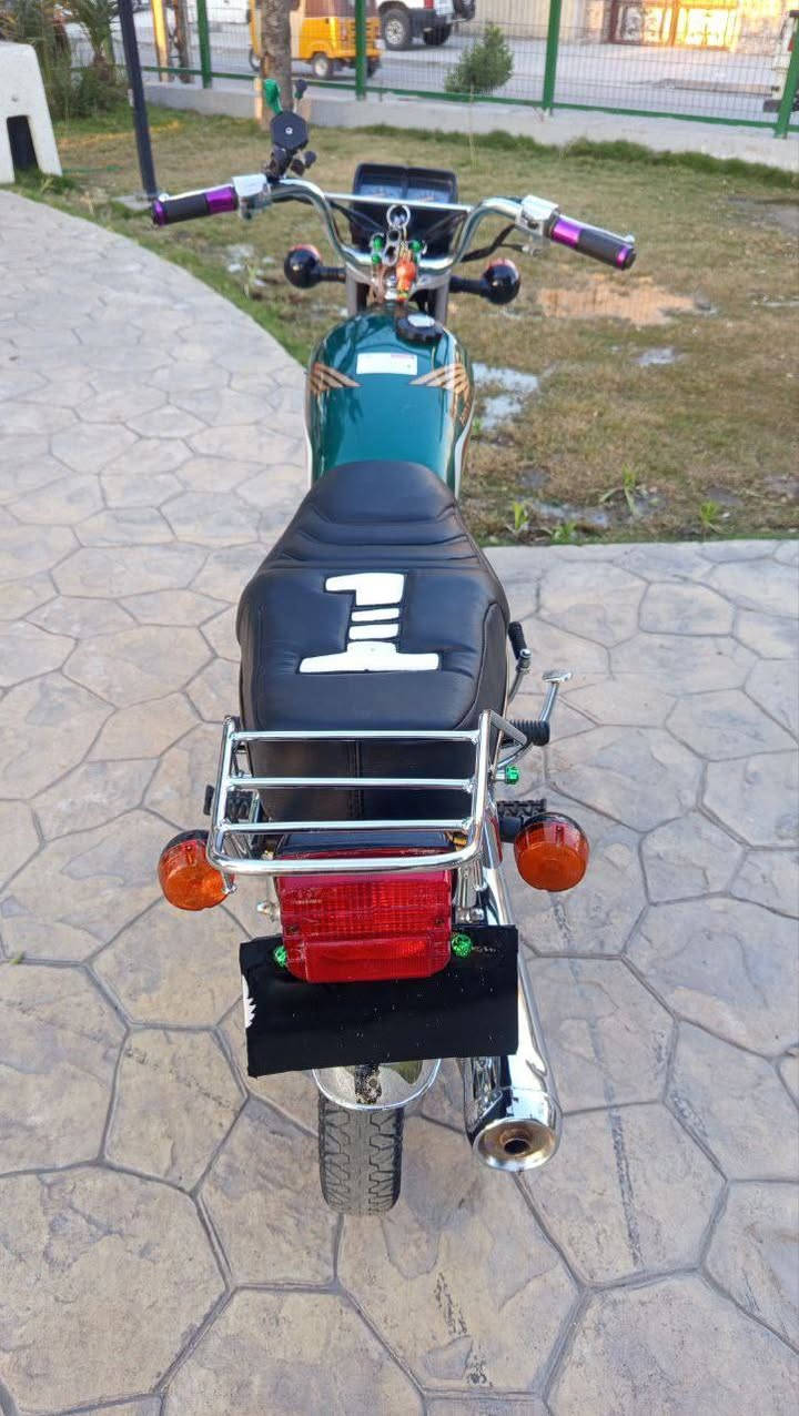 سونلك 4كير موديل 2025 للبيع
دراجه جديده واحلا من الصور
كامله مكمله ومتعوب عليها  مكاني بغداد دوره سعرها 700الف مجال حك جيتك جماعة 600 لتعلق السوك كلشي بي💚. ***********واتساب فقط
