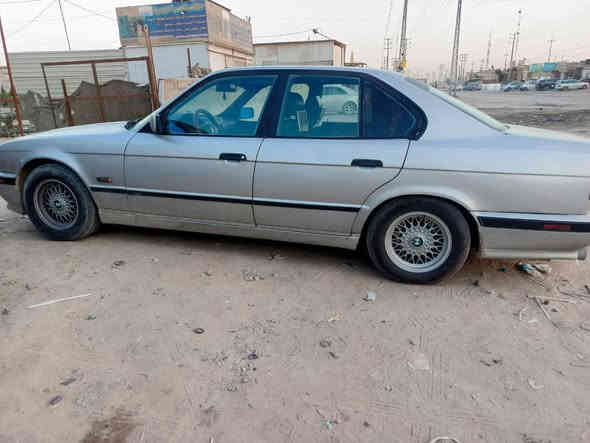 ‪ السلام عليكم 
بي ام 
موديل ٩١
سنوية2030
 مكينه وكير شرط ‏
 مصبوغة جماليه 
شرط التحويل 
سيارة جاهزة 
مكينه مسكر ٥٢٥ 
المرغوبه
السعر 60 قابل للتفاوض
للاستفسار ***********‬
