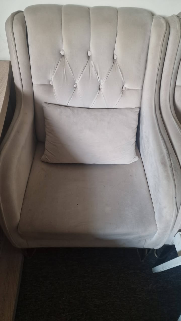 اغراض للبيع ***********
