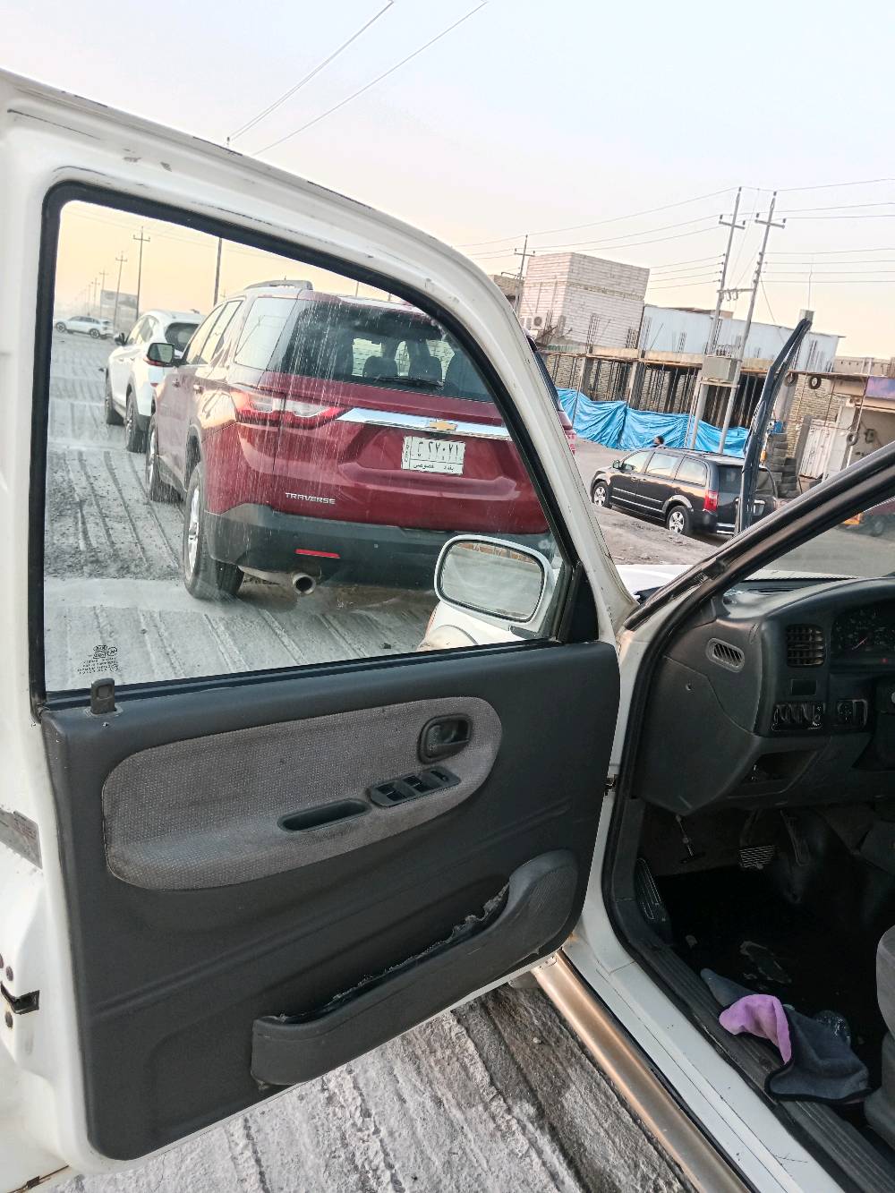 كيا سبورتج موديل 2000 محرك 2000 دوش مسكر بيها خيط رقم بغداد موازي سنوية ساقطة ب 22 بيها جاملغ الايمن بي ضربة مانازلة جوة تبريد شغال تخم تاير باتري جديد حدادية 70% مكان السياره ميسان
