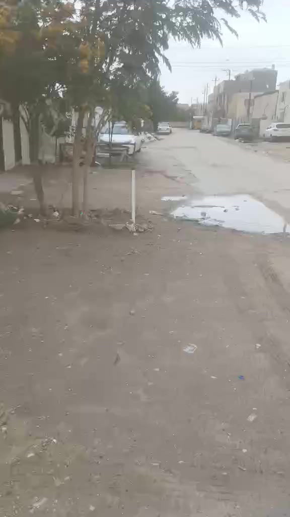 بيت للبيع 
حلة حي الأسكان الشارع العريض 
المساحة 108 
للإستقسار ***********
