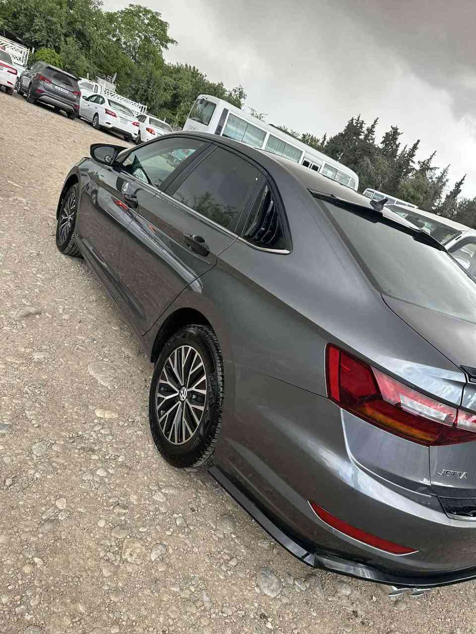 بە ناوي خودا جیتا SE نەفتی ٢٠١٩
وێنەی دەحمەکەم داناوە 
پێش و پشت کەپس ئەرباگ تەنها شان لای سەکن تەقیوە
توندو تۆلە بێ تەقەو رەقە
لەوەندەی وێنەکە زیاتری نیە 
بۆ زانیاری زیاتر نامە بنیرە 
ژمارەی مۆبایل *********** أربيل, العراق
