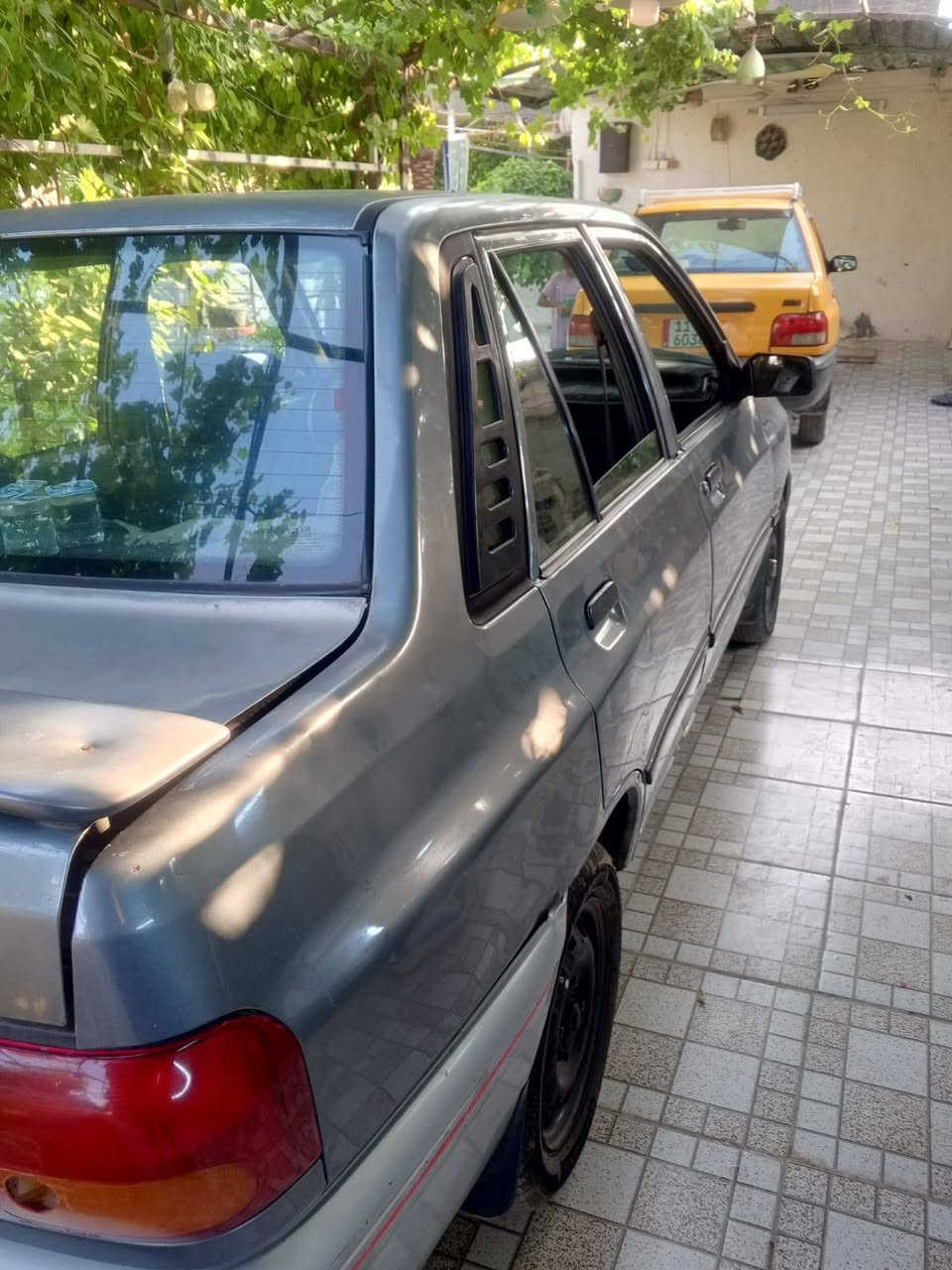 كيا برايد 94  السعر 36 ورقه باسمي رقمي  ***********
غير متواجد على الفيس
