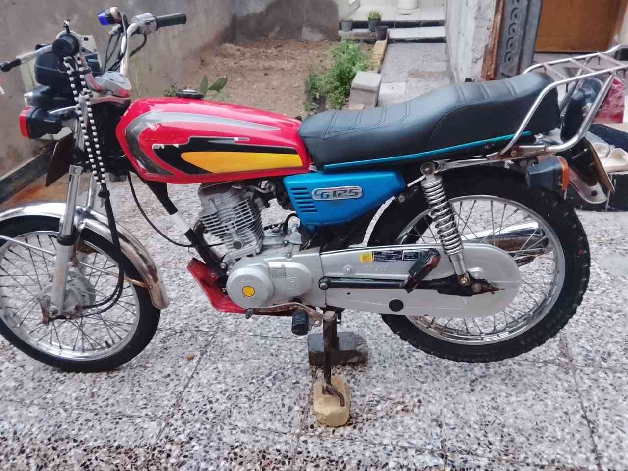 للبيع رقم وسنويه موديل ٢٢ ب1600 وبيه مجال مكان بصره ***********بس واتساب
