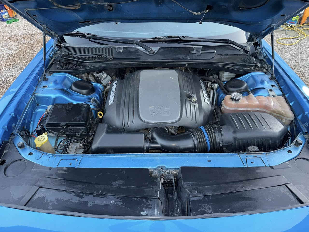 جالنجر موديل 2016 R/T فول مواصفات
رقم بغداد ب اسمي
 
١- فتحة 
٢- كشنات جلد + كراسي كهرباء 
٣- شاشة كبيرة 
٤- رادار 
٥- كشنات تفدئة + تبريد 
٦- حساس خلفي 
٧- تبريد قطعتين 
ويل 20 مع تخم تاير جديد
‏شفتات ستيرن
كير ومكينه وحداديه وتبريد مشروطات
باقي مواصفات الفول  
حادثه صفحة الصدر والقماره صبغ ايضا واكع عليه شي بالحادث مكفوله من الكلبه صور الحادثه مرفقه
السعر :- 137$
مكاني الديوانيه 
تفاصيل اكثر ***********
