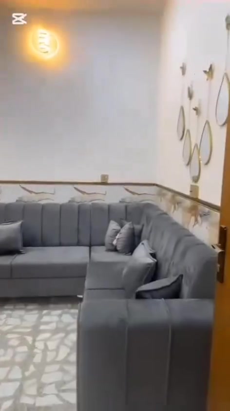 السلام عليكم بيت في حي سفير المساحه 125 بضهر شارع الاقواس ***********

