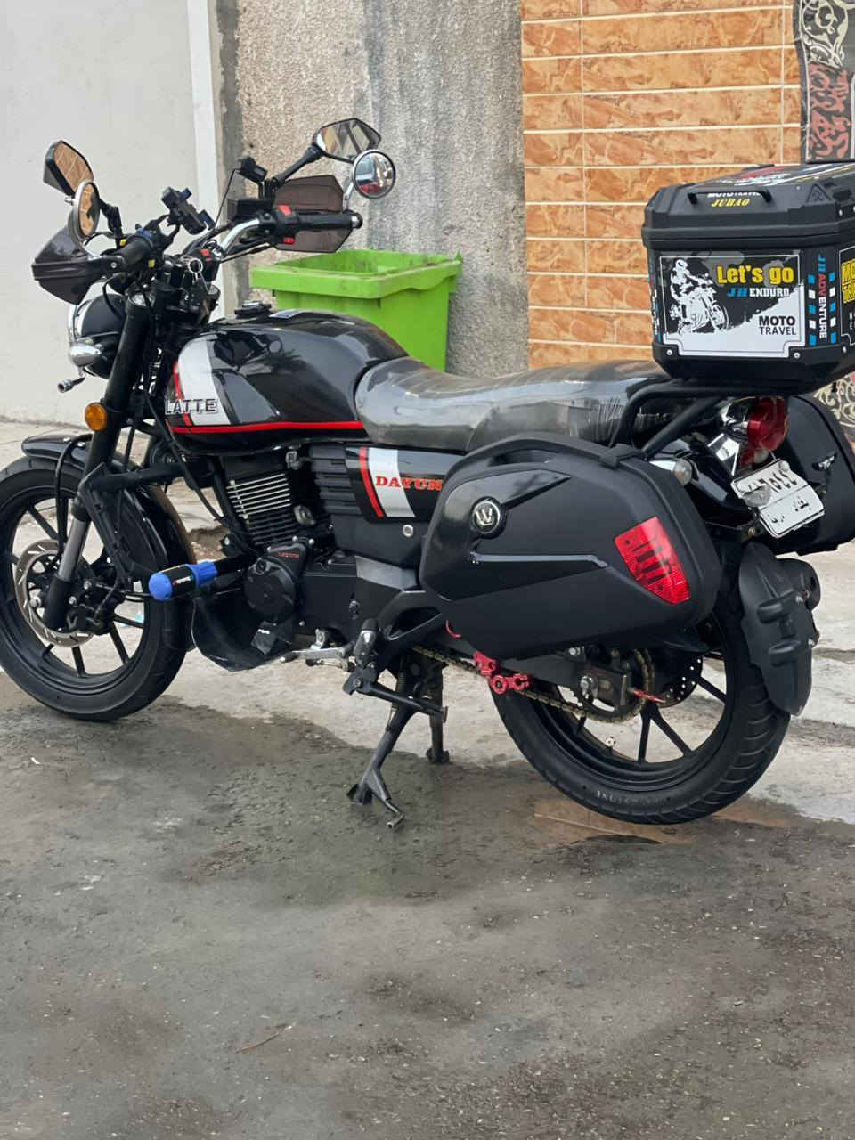 السلام عليكم دراجه ديوان لاتي دراجه نقص برغي مابيه كفله عامه مرقمه بغداد السعر 3200 بغداد البياع ***********
