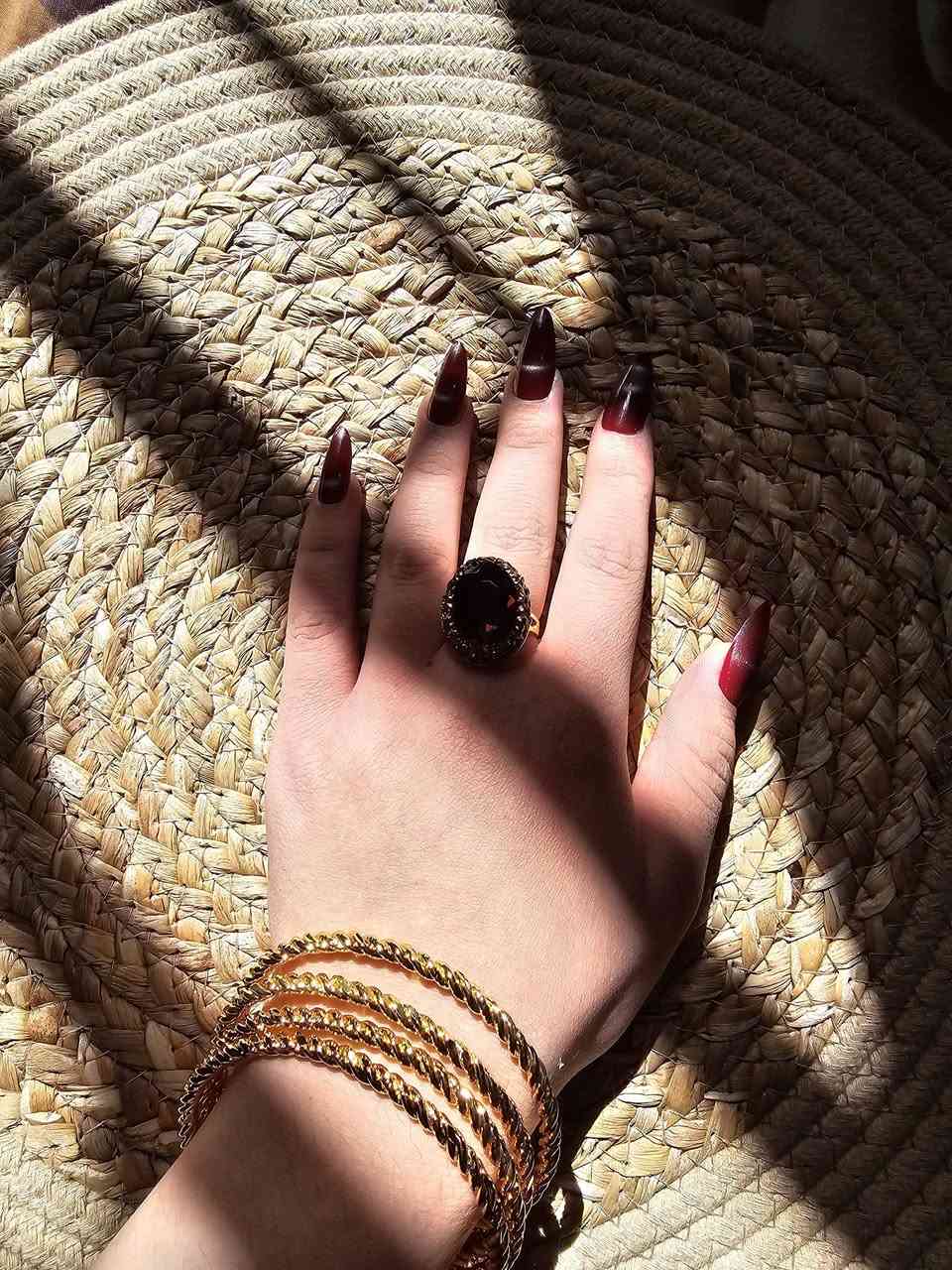 لمعة الذهب اللي ما تطفى.. ملاوي "الحبل" الملكية من بيج ترچاية! ✨🇮🇶
تردين قطعة تملي إيدج وتصمد وياج طول العمر؟ جبنالكم الملاوي المبرومة بتصميم "الحبل" الشهير.. ديزاين كلاسيكي يجمع بين القوة والأناقة، ويضوي بإيدج وية كل حركة. البسيهن "سيت" كامل وشوفي شلون راح تطلعين ملكة! 💛👑
• ✅ تصميم مبروم (حبل) فخم جداً | طلاء ذهبي ثابت ومقاوم.
• ✅ الوزن والشكل يضاهي الذهب الحقيقي بدقة خيالية.
• ✅ متوفرة بقياسات مختلفة تناسب الكل.
• ✅ تلوق وية كل أنواع الملابس، من الدشداشة التراثية لحد البدلة العصرية.
🔥 العرض ناري.. السعر مفاجأة لكل وحدة تحب الهيبة والكشخة!
💌 للحجز والاستفسار: مراسلة الصفحة (دايركت) 📩
🚚 يوجد توصيل لكل محافظات العراق 🇮🇶
#بيج_ترچاية #ملاوي_عراقية #ملاوي_حبل #ذهب_برازيلي #أناقة_عراقية #كشخة_بنات #اكسسوارات_نسائية #توصيل_سريع #العراق


**إذا كنت صاحب هذا الإعلان وتريد حذفه لأي سبب، رجاءا أرسل رسالة إلى الدعم الفني**